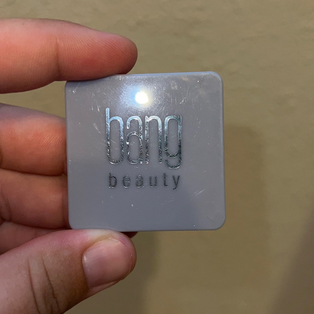 Bang Beauty Smoky Eyeshadow Pallet